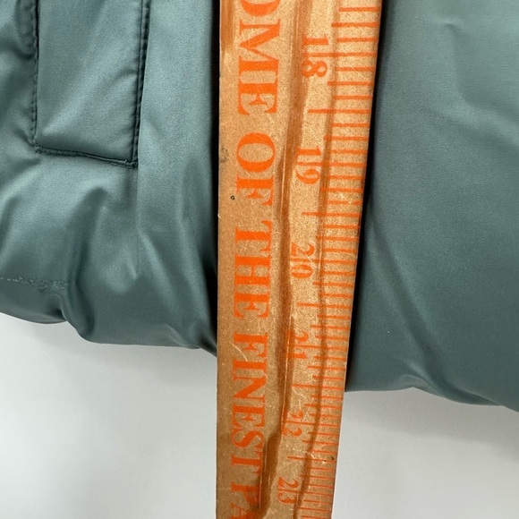 OLD NAVY LX2 boxy woman puffer gorpcore cropped athleisure activewear vest - Picture 10 of 13